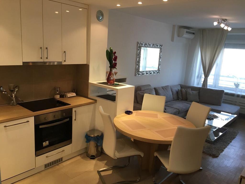 Apartment Gorki Белград Екстериор снимка